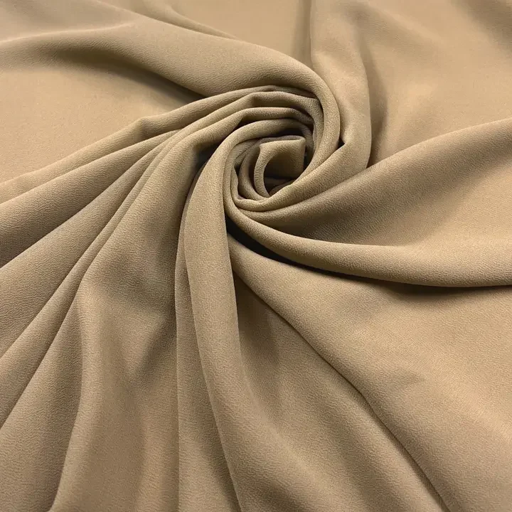 Grand Foulard Uni en Chiffon Mocca 1.webp